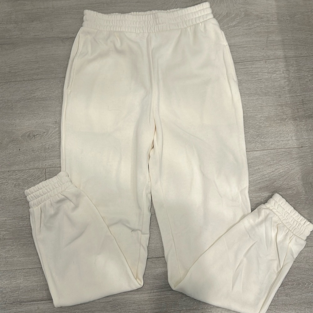 White sweatpants never worn